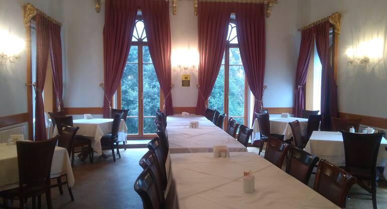 adile sultan kasri altunizade istanbul